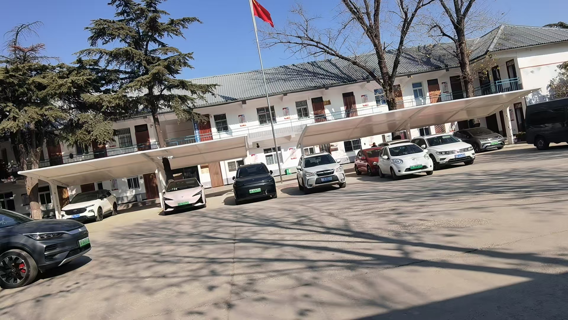 白沙膜结构车棚