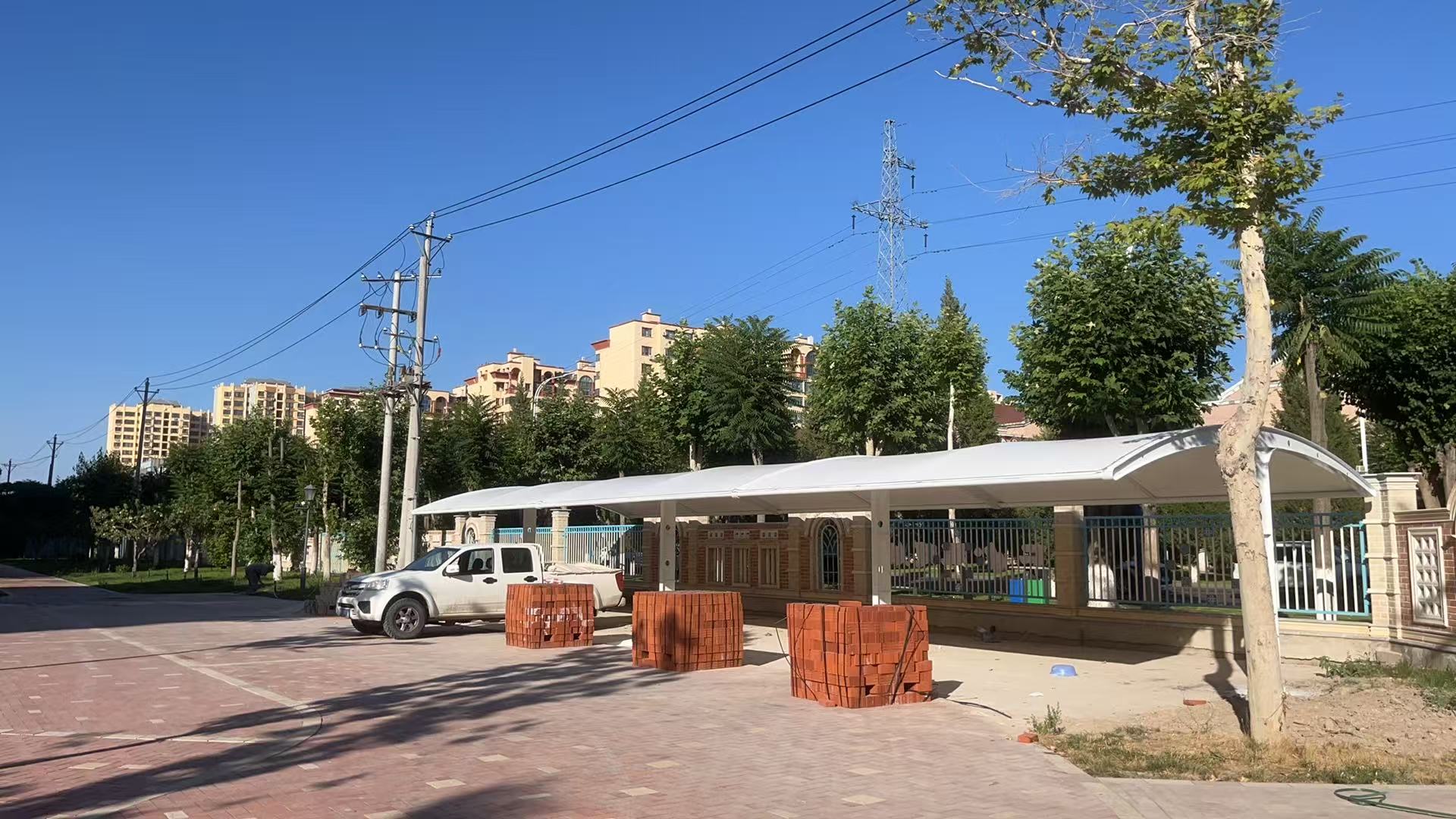雅安光伏车棚